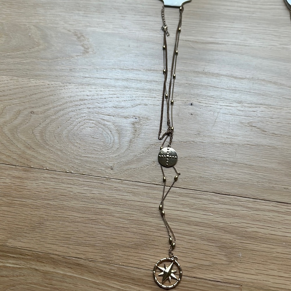 NWT layered gold necklace